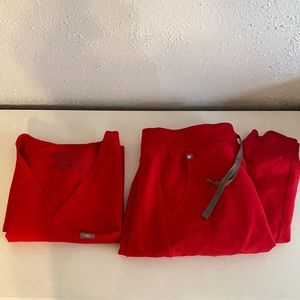 Figs POP RED Catarina scrub top (M) and Zamora joggers (M/T) set